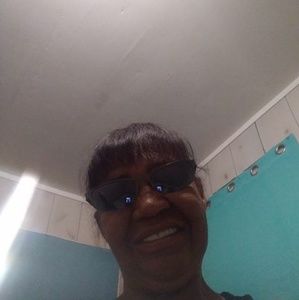 Meet your Posher, Priscilla